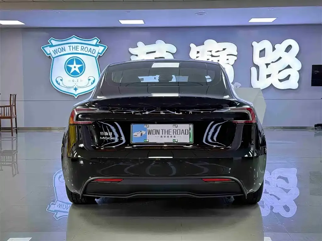 Tesla Model 3 2023 из CN, фото 6