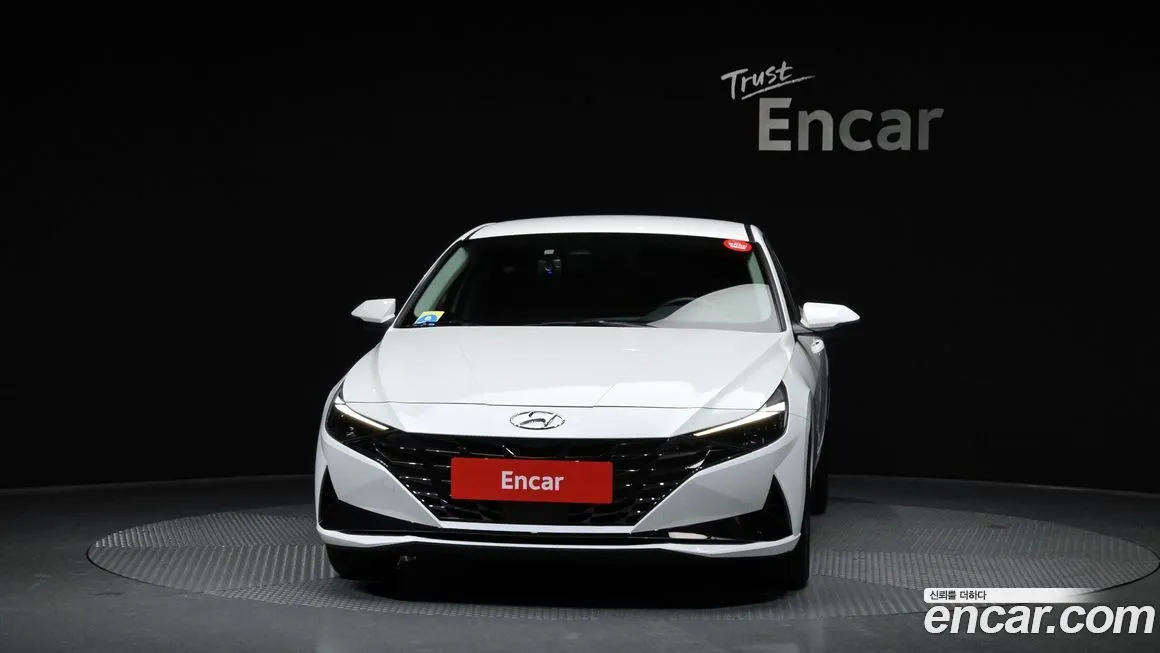 Hyundai AVANTE — фото 2
