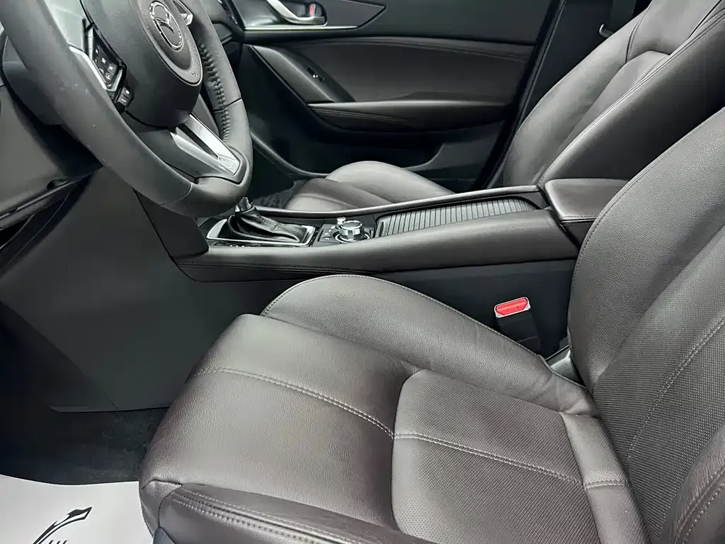 Mazda CX-4 — фото 9