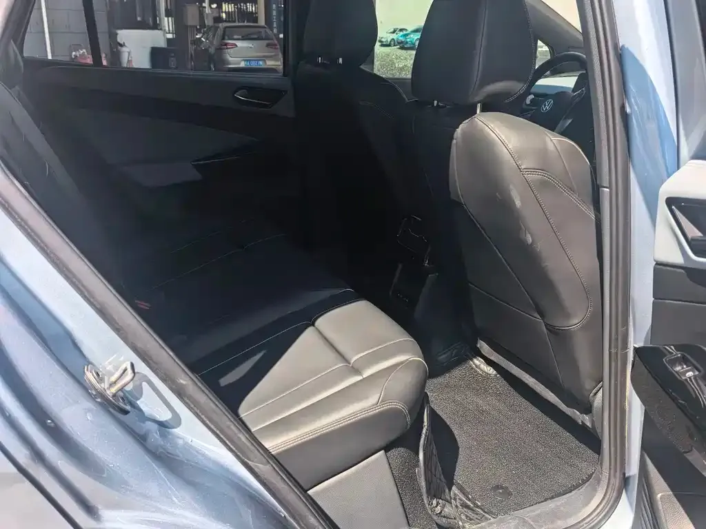 Volkswagen ID.4 X 2024 из CN, фото 3