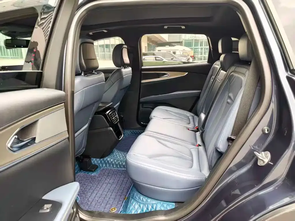 Lincoln Nautilus 2022 из CN, фото 3