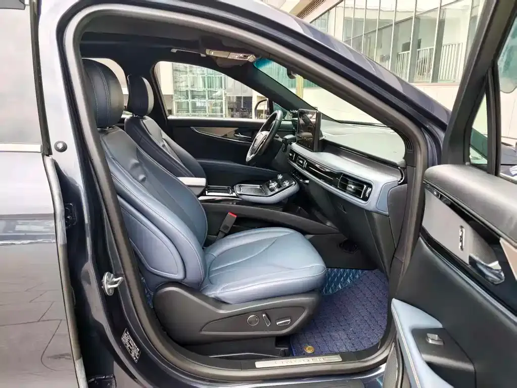 Lincoln Nautilus 2022 из CN, фото 8