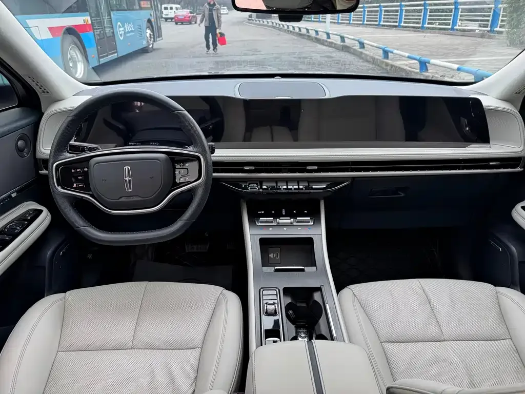 Lincoln Corsair 2023 из CN, фото 7