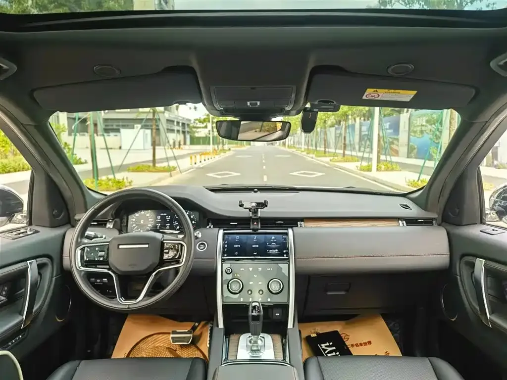 Land Rover Discovery Sport — фото 4
