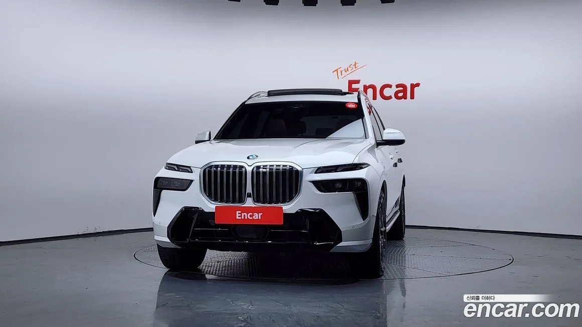 BMW X7 2024 из KR, фото 2