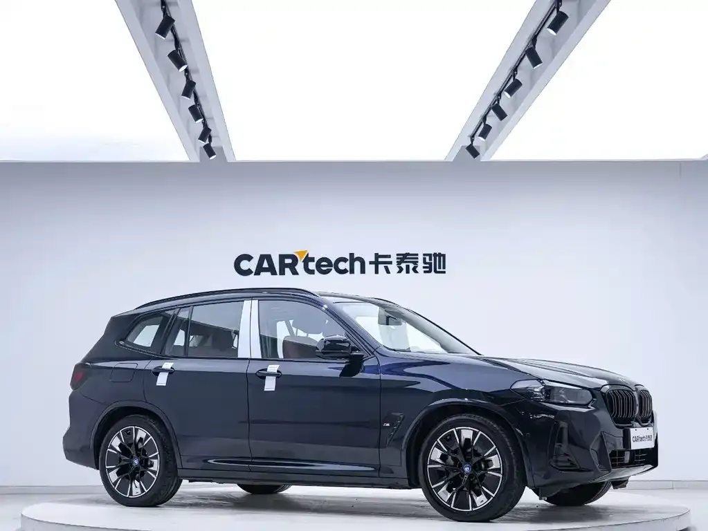 BMW iX3 2023 из CN, фото 2
