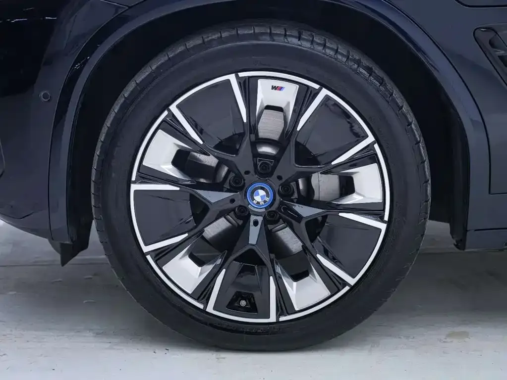 BMW iX3 2023 из CN, фото 6