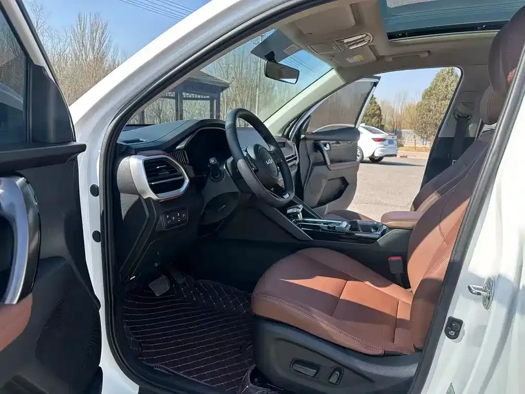 Kia Sportage 2024 из CN, фото 3