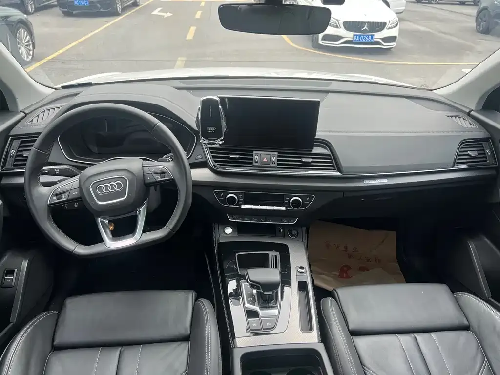 Audi Q5L 2022 из CN, фото 5