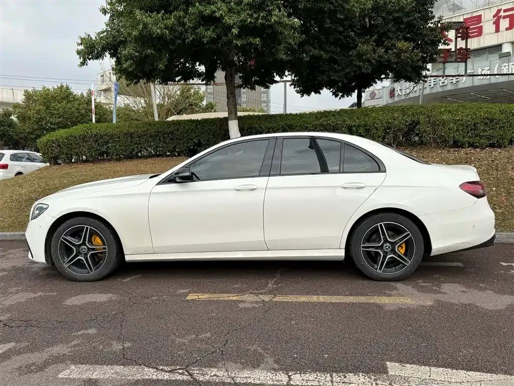 Mercedes-Benz E-Class (Import) — фото 8