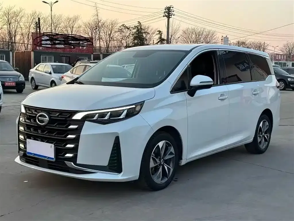 GAC Motor Trumpchi M6 — фото 1