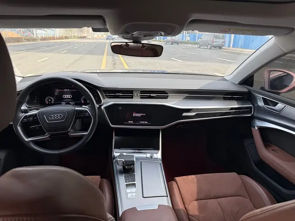 Audi A7L 2025 из CN, фото 5