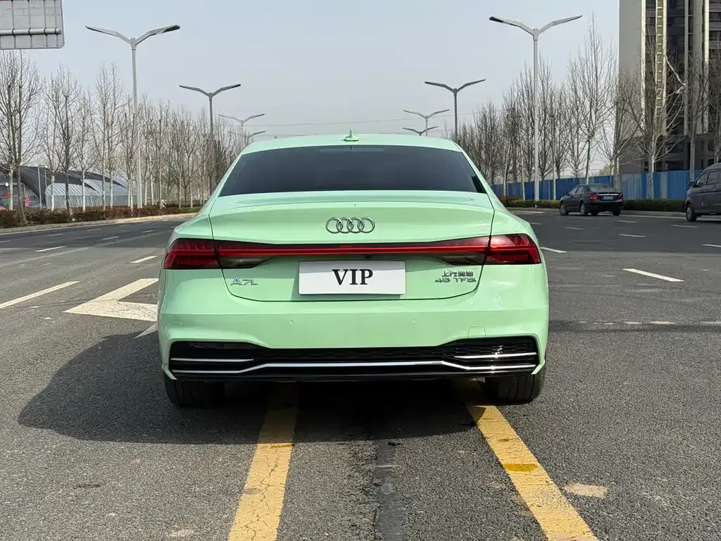Audi A7L 2025 из CN, фото 4