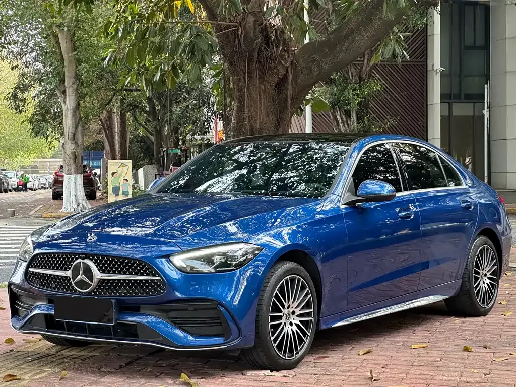 Mercedes-Benz C-Class — фото 1