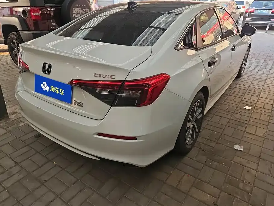 Honda Civic — фото 10