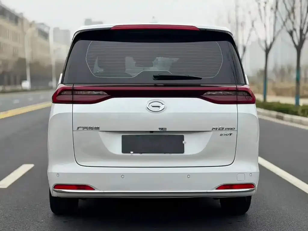 GAC Motor Trumpchi M6 — фото 3