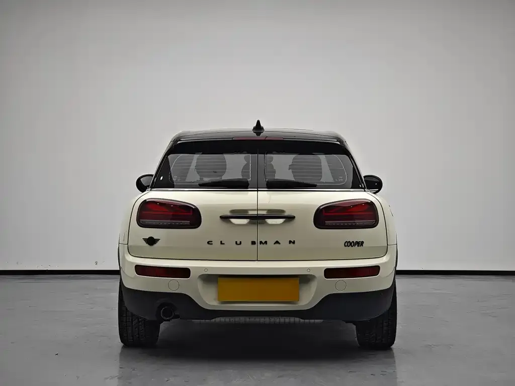 MINI Clubman — фото 3
