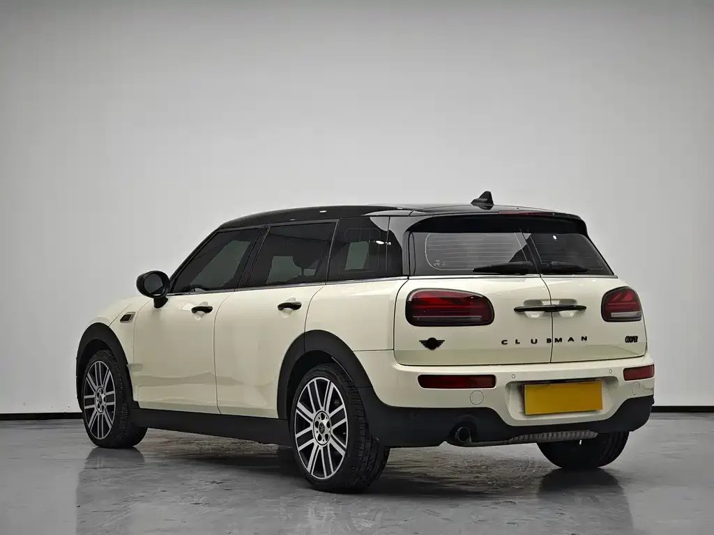 MINI Clubman — фото 9