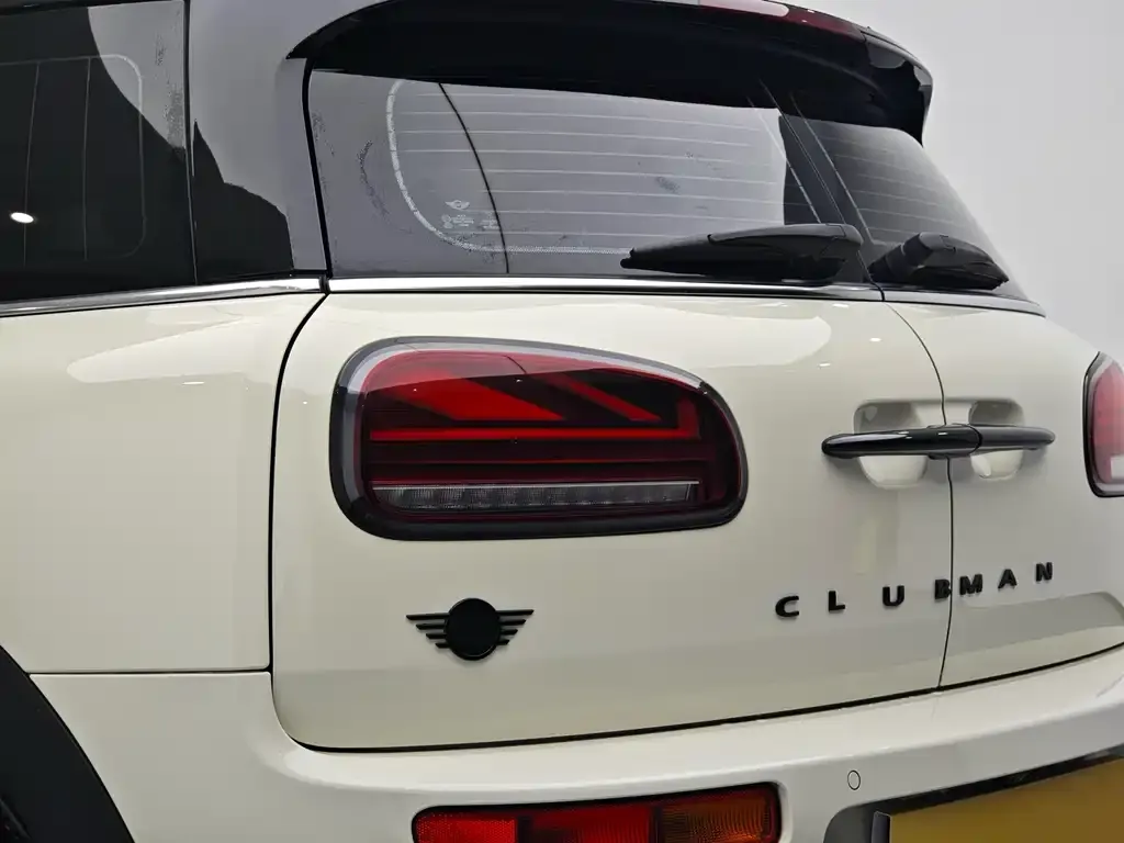 MINI Clubman — фото 7