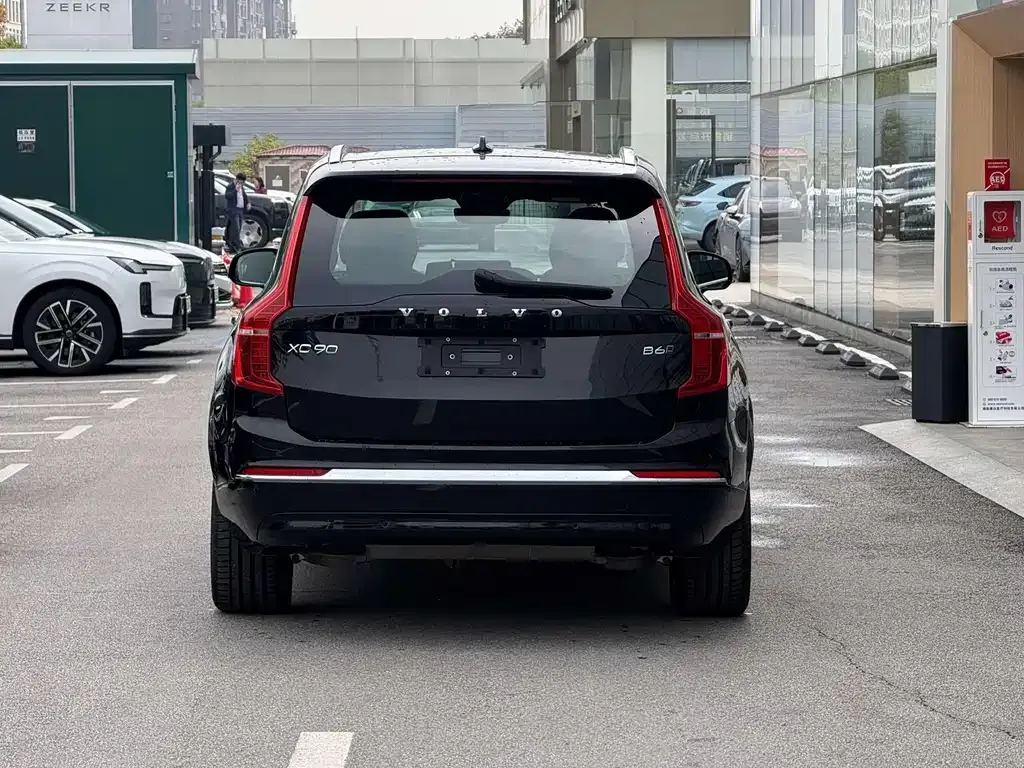 Volvo XC90 — фото 4