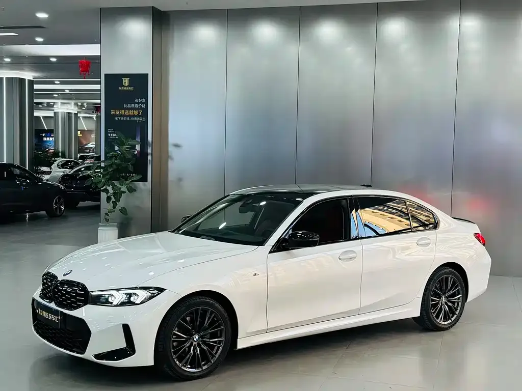 BMW 3 Series — фото 1