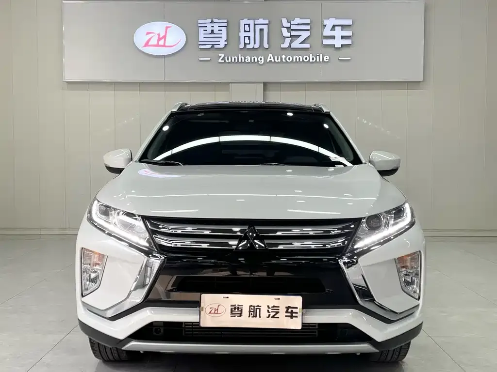 Mitsubishi Eclipse Cross — фото 3