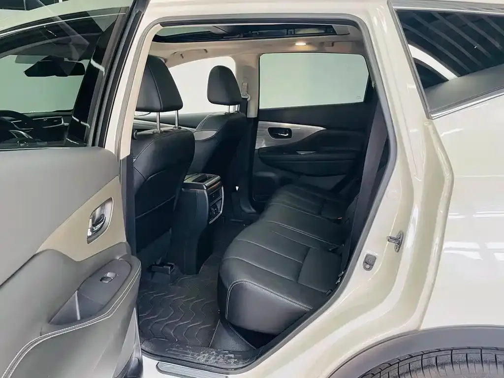 Nissan Murano 2022 из CN, фото 4
