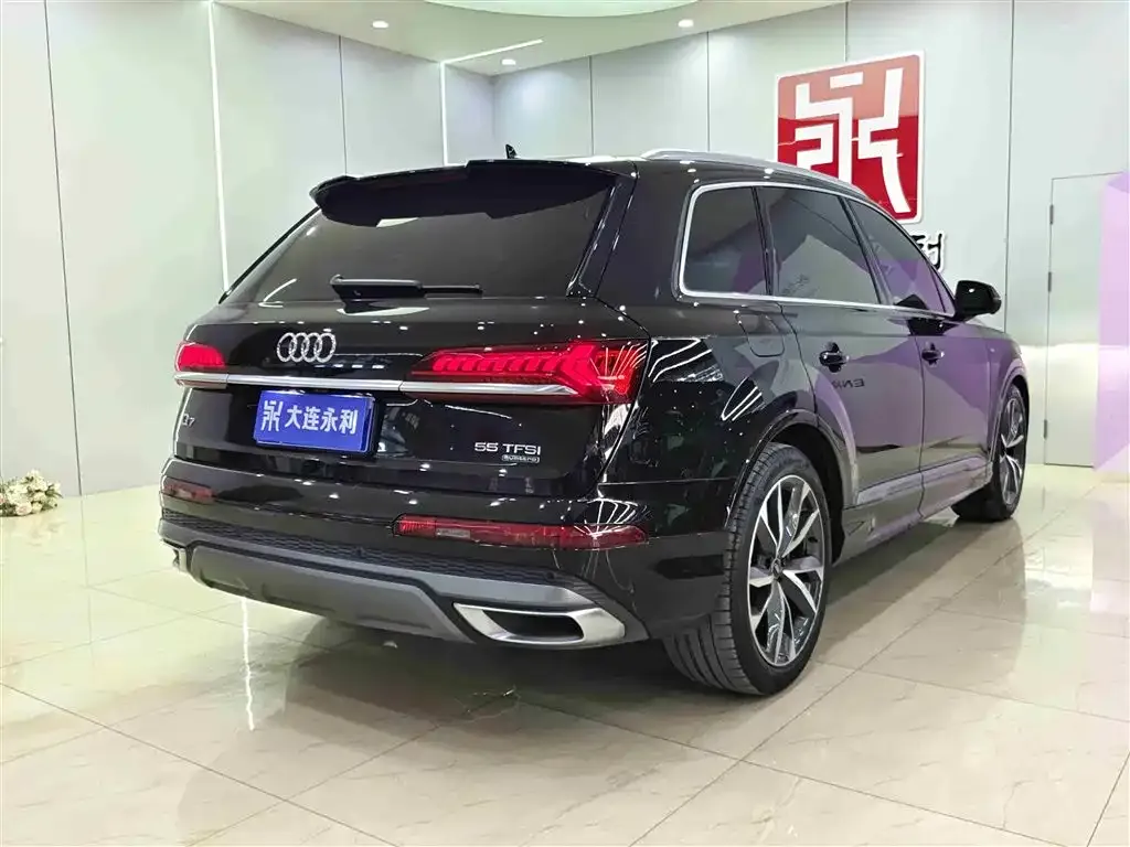 Audi Q7 2022 из CN, фото 3