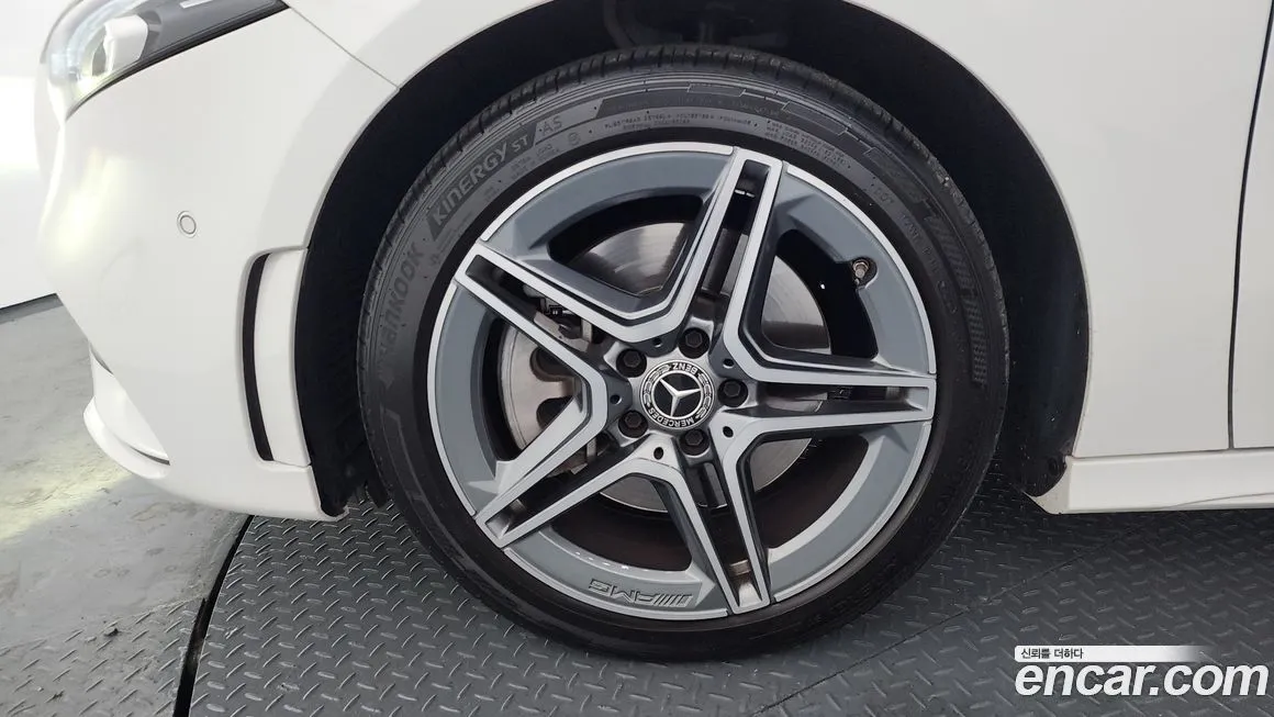Mercedes-Benz A-Class 2023 из KR, фото 7