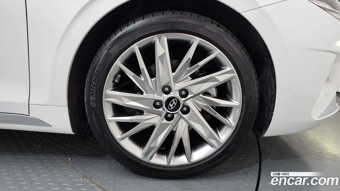 Hyundai Grandeur 2021 из KR, фото 8