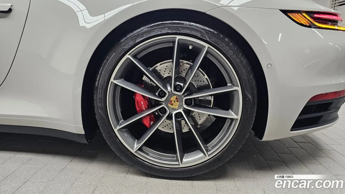 Porsche 911 2022 из KR, фото 10