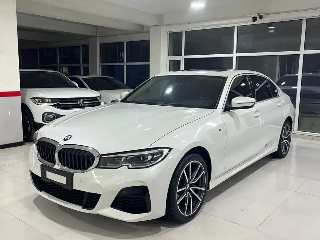 BMW 3 Series — фото 1