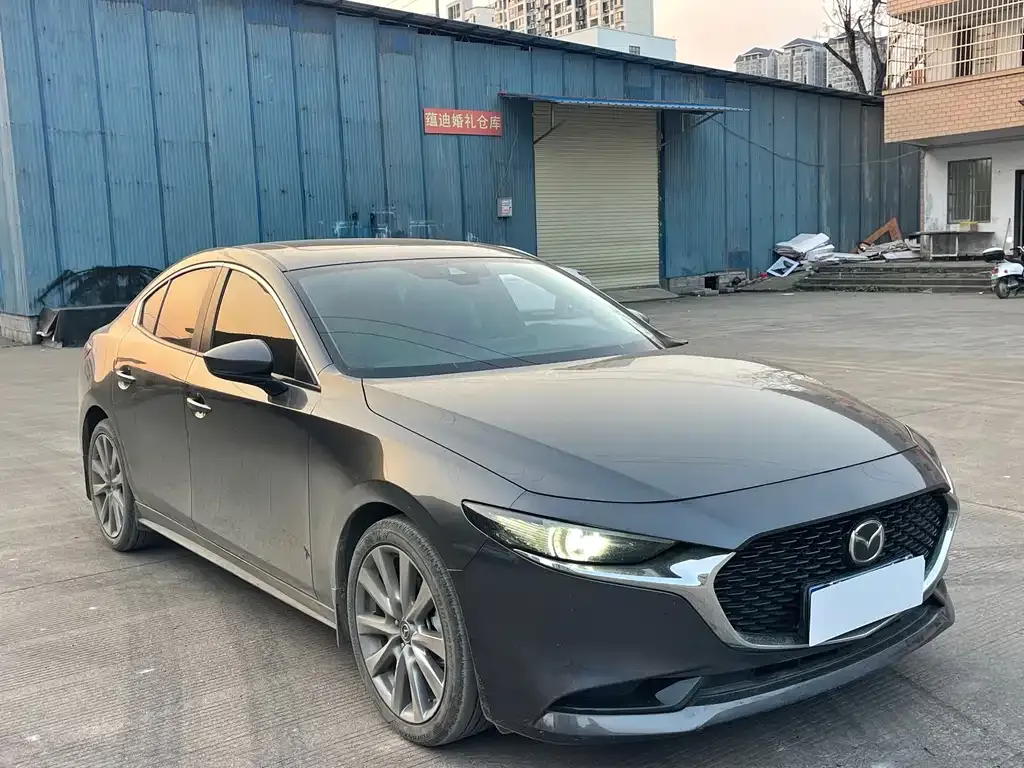 Mazda 3 Axela 2023 из CN, фото 7