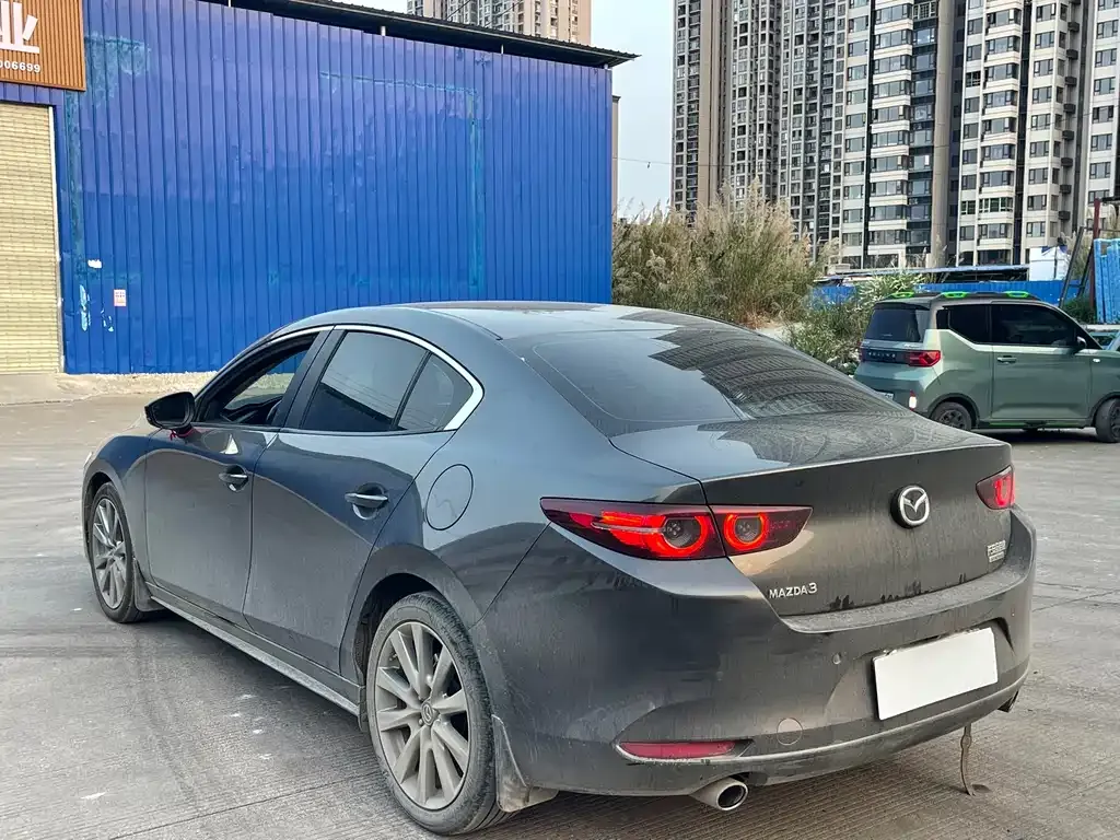Mazda 3 Axela 2023 из CN, фото 3