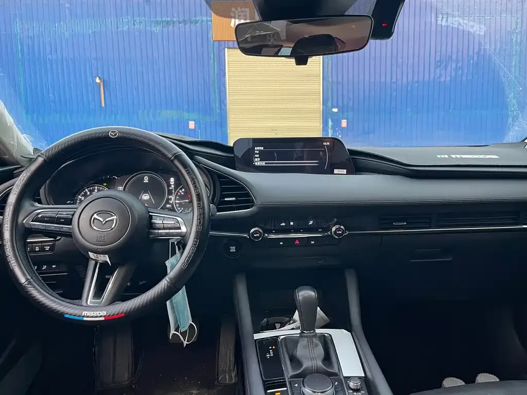 Mazda 3 Axela 2023 из CN, фото 4