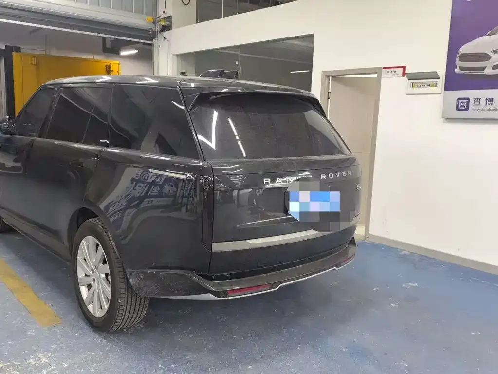 Land Rover Range Rover 2025 из CN, фото 2