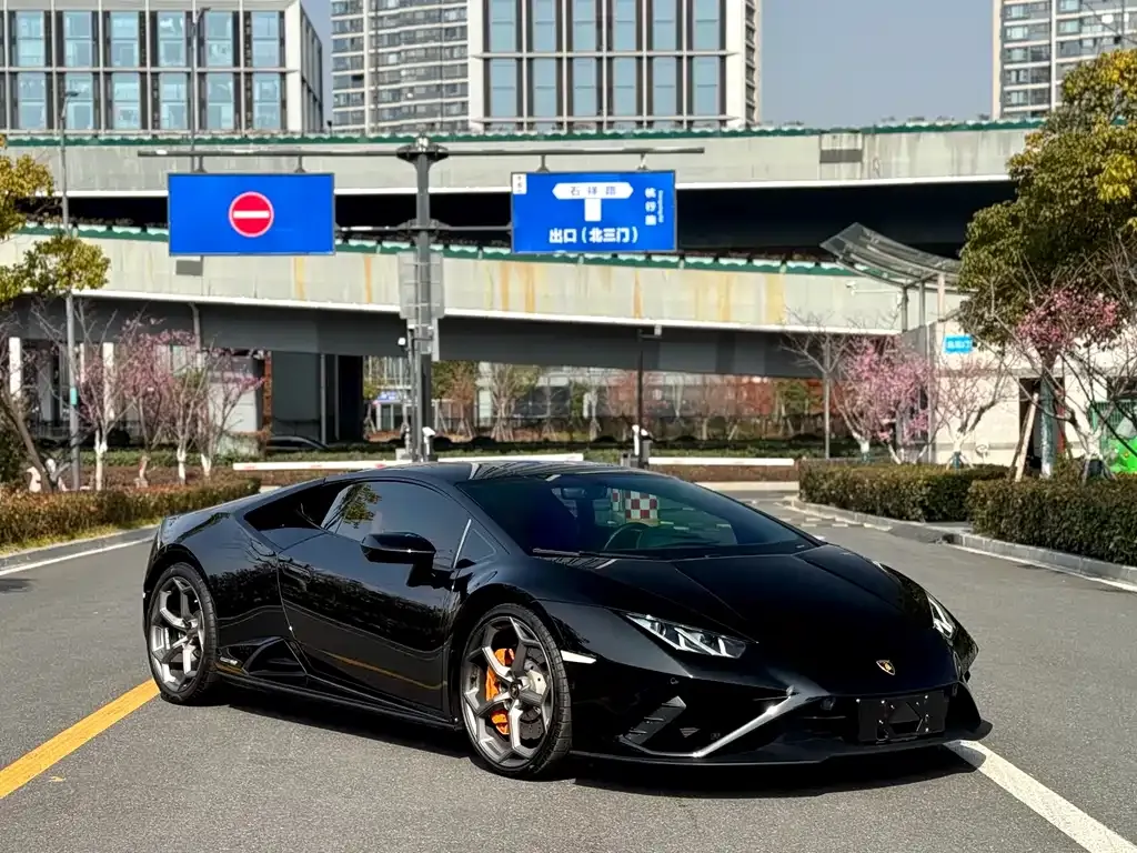 Lamborghini Huracan 2023 из CN, фото 4