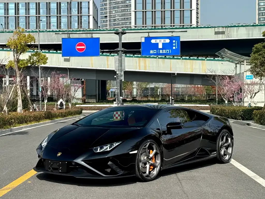 Lamborghini Huracan 2023 из CN, фото 8