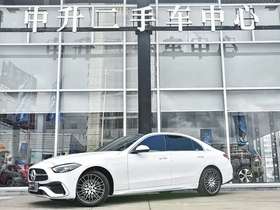 Mercedes-Benz C-Class — фото 1