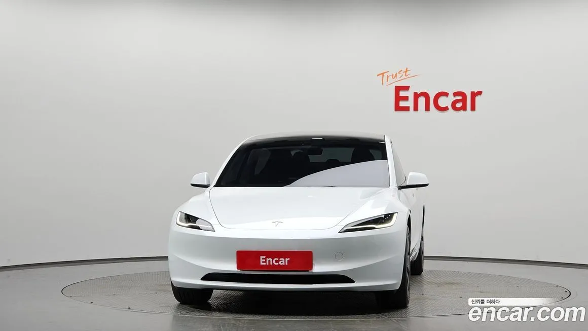 Tesla Model 3 — фото 6