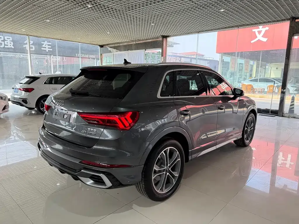 Audi Q3 2024 из CN, фото 5