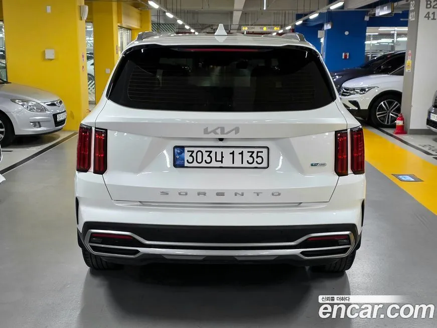 Kia Sorento — фото 3