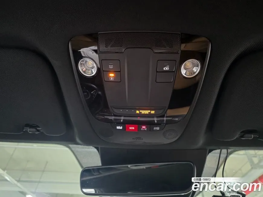 Kia Sorento — фото 6