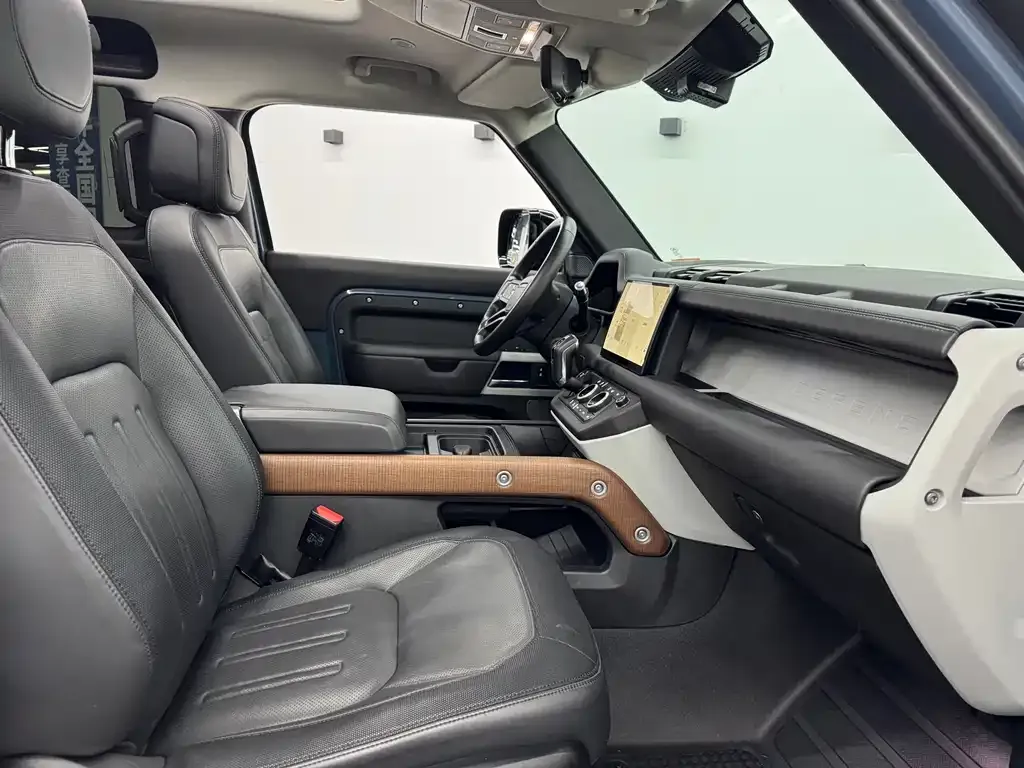 Land Rover Defender 2022 из CN, фото 9
