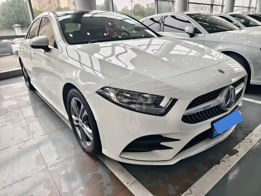 Mercedes-Benz A-Class 2022 из CN, фото 2
