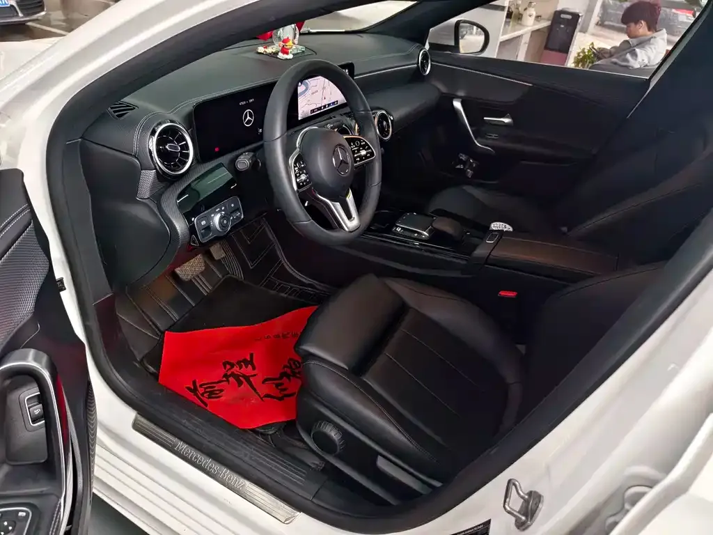 Mercedes-Benz A-Class 2022 из CN, фото 3