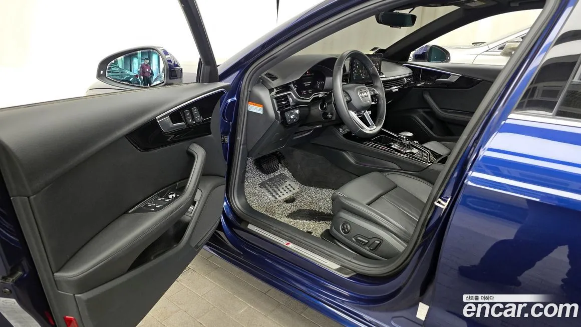 Audi A4 2022 из KR, фото 2