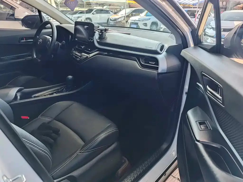 Toyota IZOA 2021 из CN, фото 6