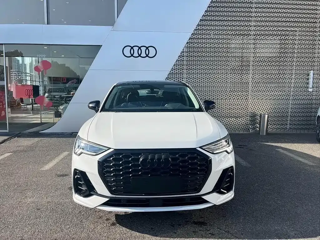 Audi Q3 Sportback — фото 5
