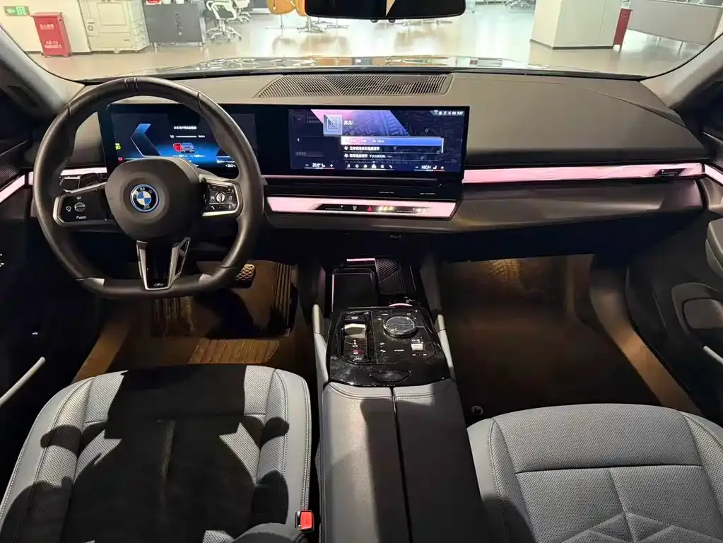 BMW i5 2024 из CN, фото 10